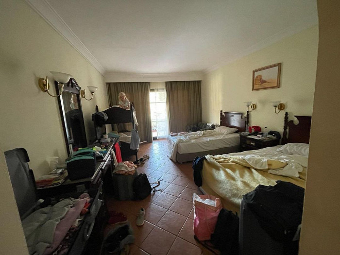 «Музыка, интерьеры и атмосфера начала 2010-х»: отзыв о бюджетном Египте