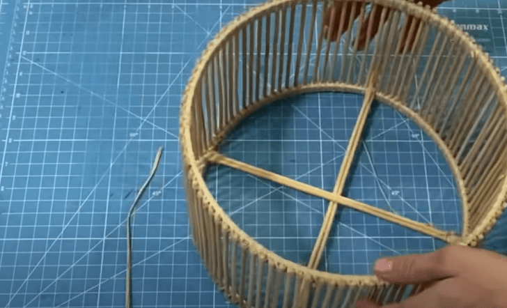 Необычная переделка обычной бутылки