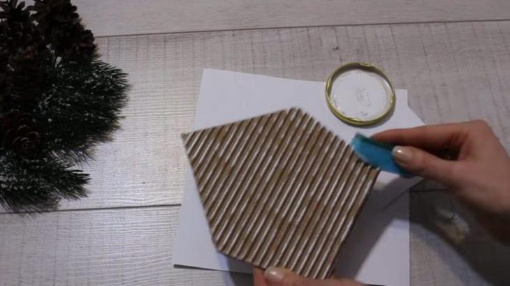 Новогодние идеи из картона