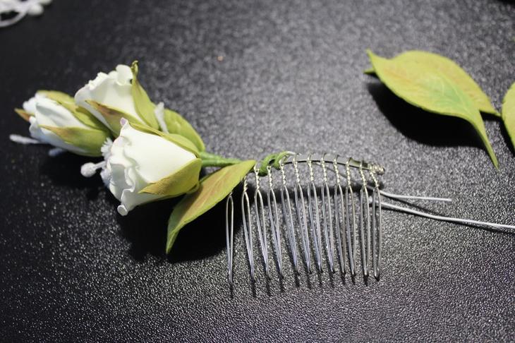 Свадебный гребень с розами