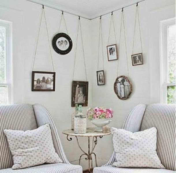 15 оригинальных способов размещения фото в интерьере