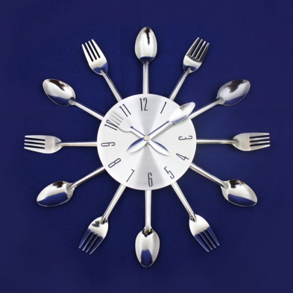 16 впечатляющих идей, которые подскажут, как необычно использовать старые столовые приборы