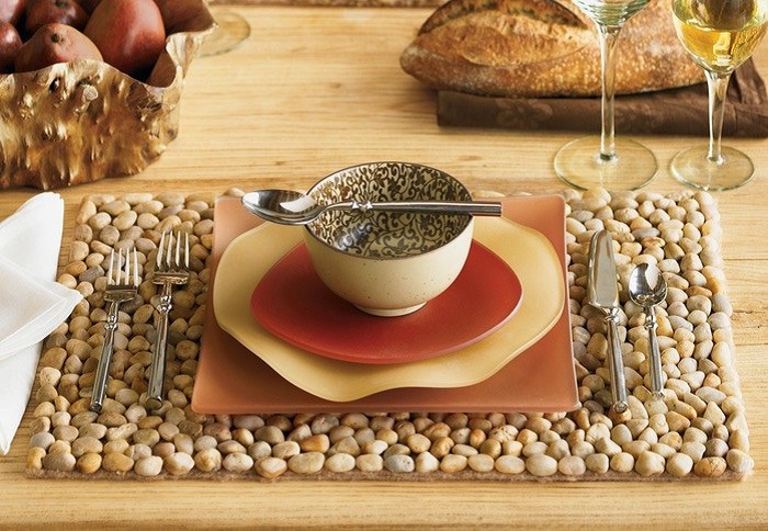 21 идея декора из морской гальки