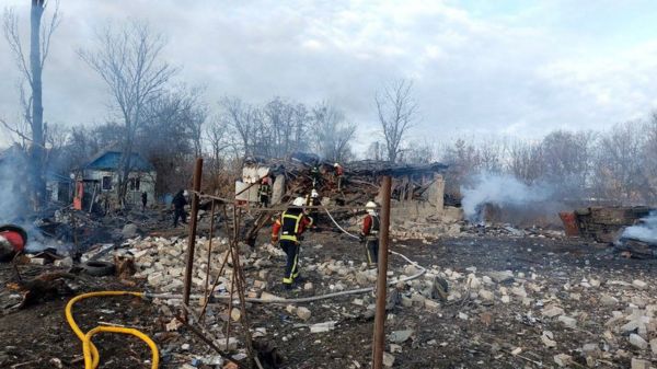 Новая серия ракетных ударов по Украине: что известно