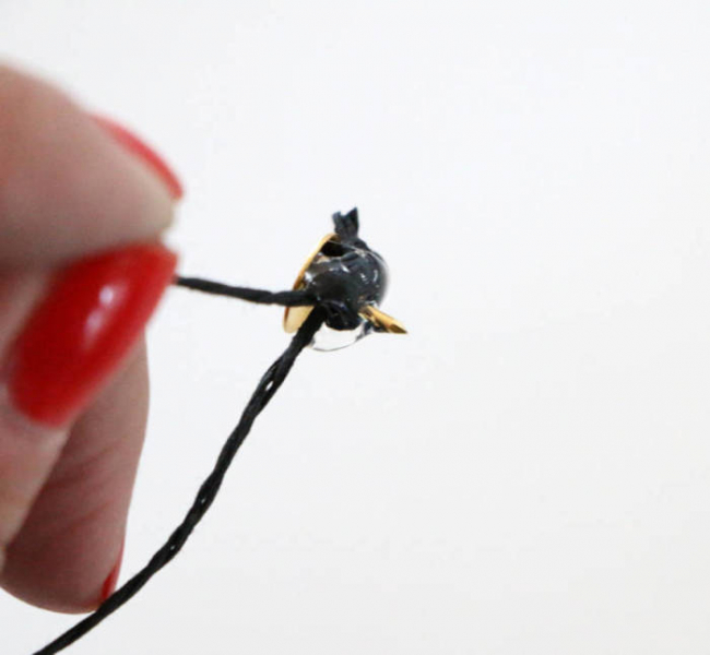 7 удачных идей, как быстро и легко украсить зеркало своими руками