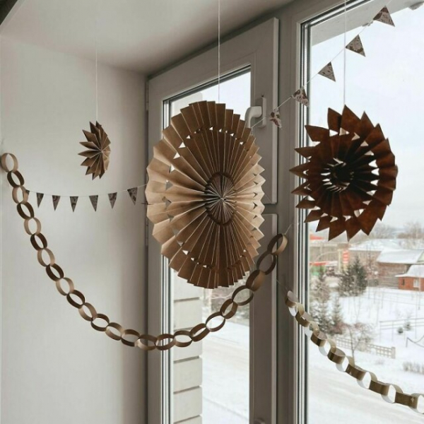 Новогодний декор своими руками