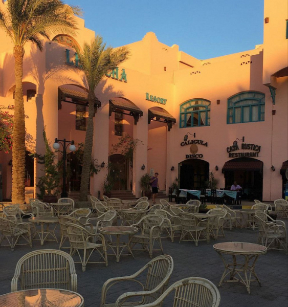 «Восток — дело тонкое, не расслабляйтесь!»: душевный отзыв о бюджетном отдыхе в Хургаде