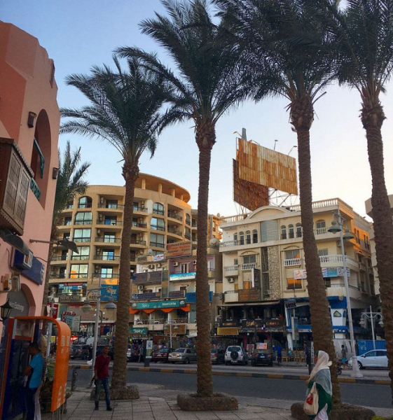 «Восток — дело тонкое, не расслабляйтесь!»: душевный отзыв о бюджетном отдыхе в Хургаде