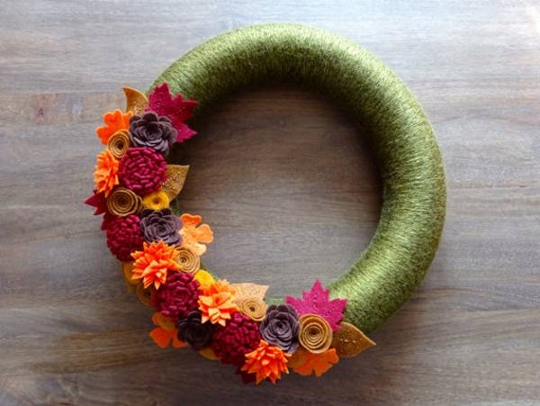30 идей как сделать осенний венок своими руками — из листьев, шишек и других материалов