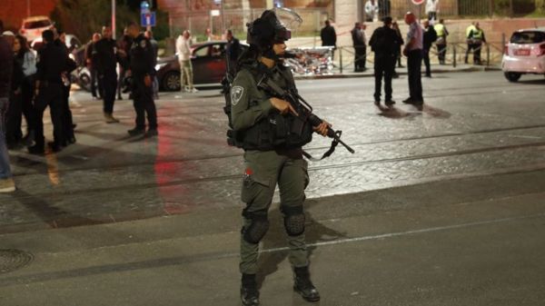 Новое нападение в Иерусалиме: двое раненых, 13-летний палестинец "нейтрализован"