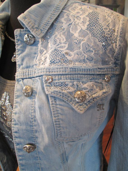 Как преобразить джинсовую куртку: 20 ультрамодных идей