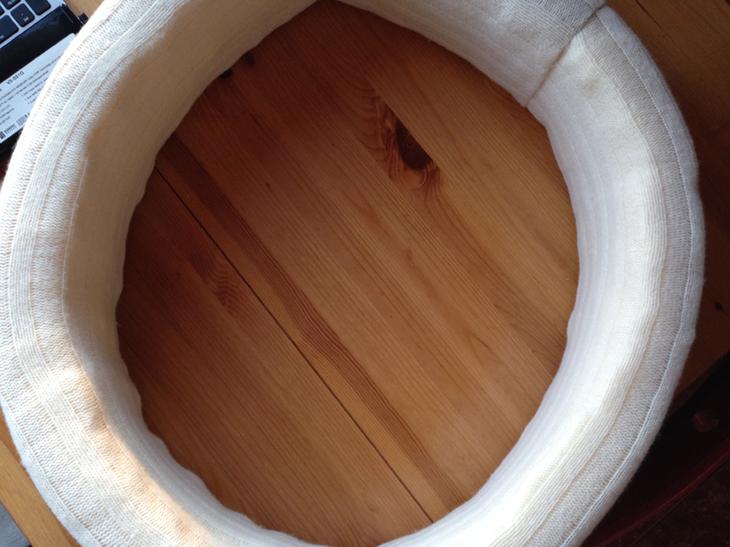 Лежанка для кошки своими руками