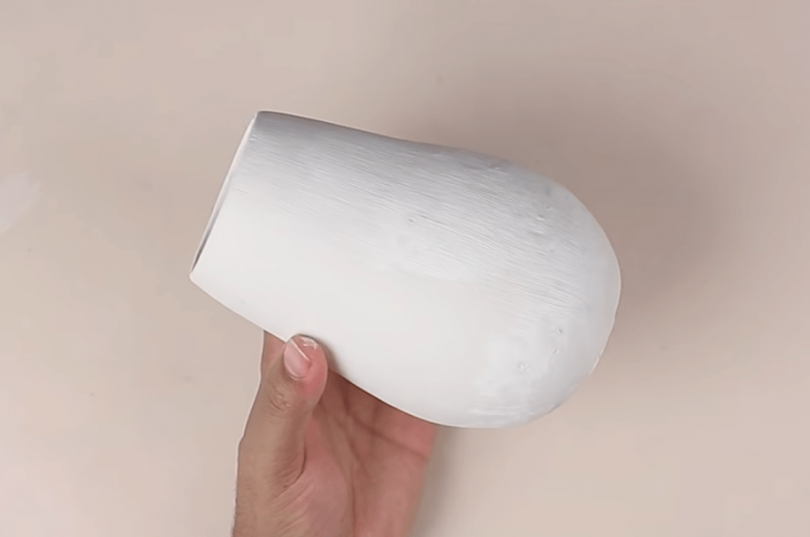 Очень красивая ваза из ничего