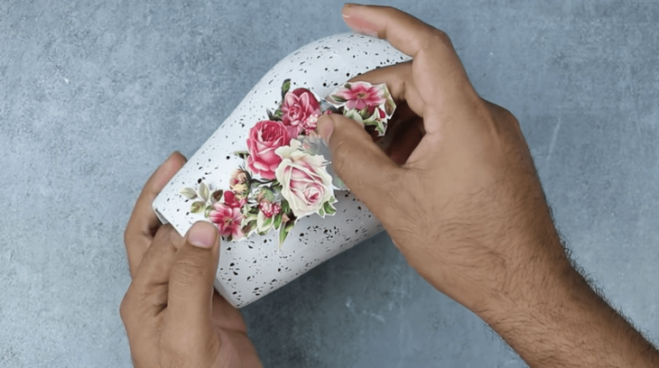 Очень красивая ваза из ничего