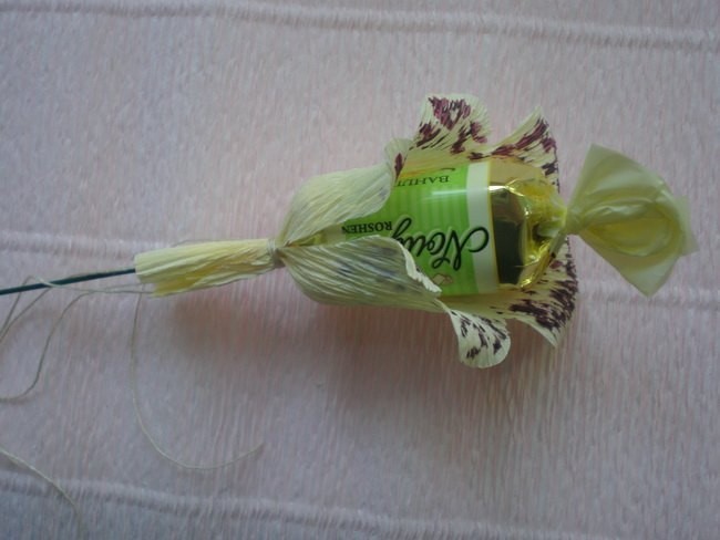 Орхидеи из конфет