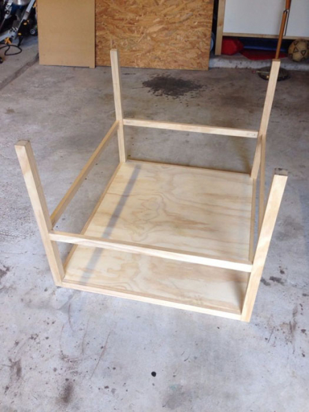 Самое удобное кресло для книголюбов своими руками