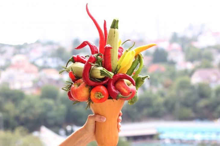 Съедобный букет из фруктов своими руками