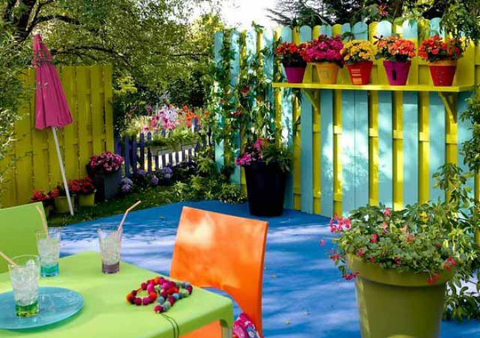 17 нетривиальных идей, которые вдохновят на создание забора, которому позавидуют все соседи