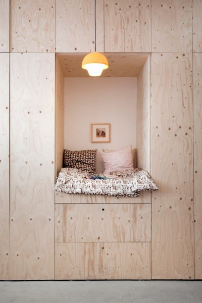 50 потрясающих примеров мебели из фанеры