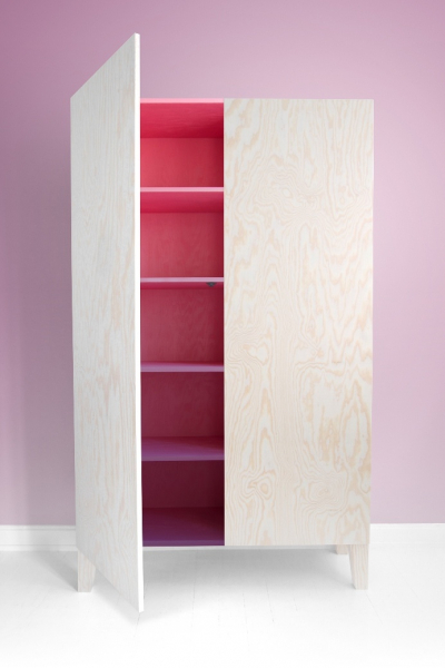 50 потрясающих примеров мебели из фанеры