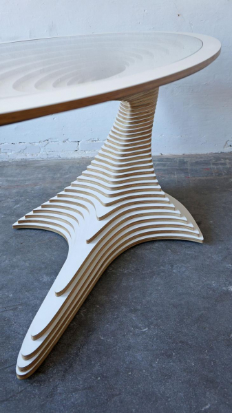 50 потрясающих примеров мебели из фанеры