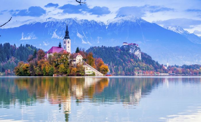 8 крошечных островов, которые обрели огромную значимость из-за туристических набегов