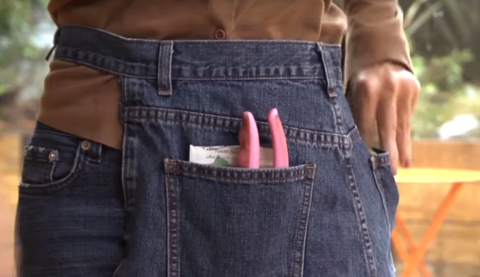 9 нужных в хозяйстве вещей, которые можно сделать из старых джинсов