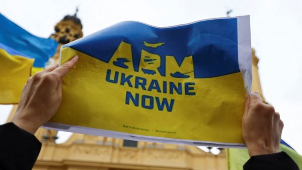 Конференция по безопасности в Мюнхене: лидеры говорят о "глобальной войне" и обвиняют Россию в преступлениях против человечности в Украине