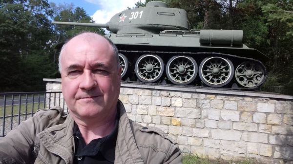 Агент Смит. Охранник посольства Британии, женатый на украинке, работал на Россию и получил за это 13 лет