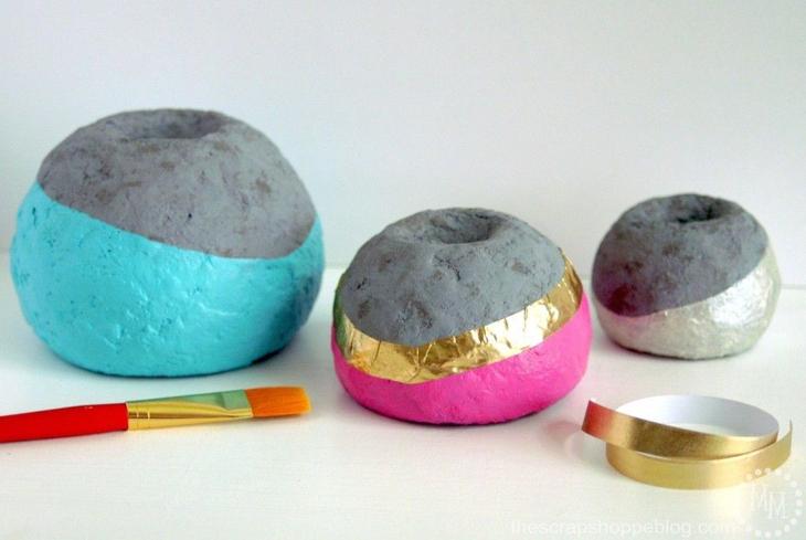 Цветочные горшки, сделанные из обычного цемента