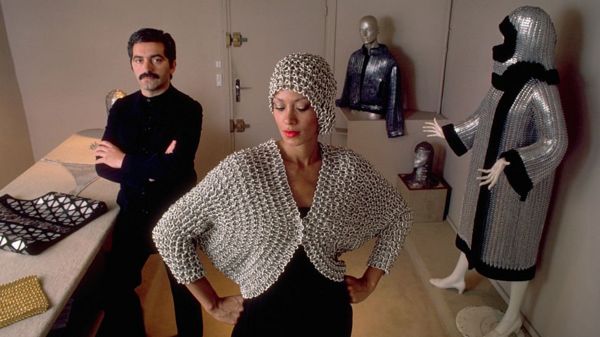 "Модельер, футурист, парфюмер и мистик". Умер модельер Пако Рабан