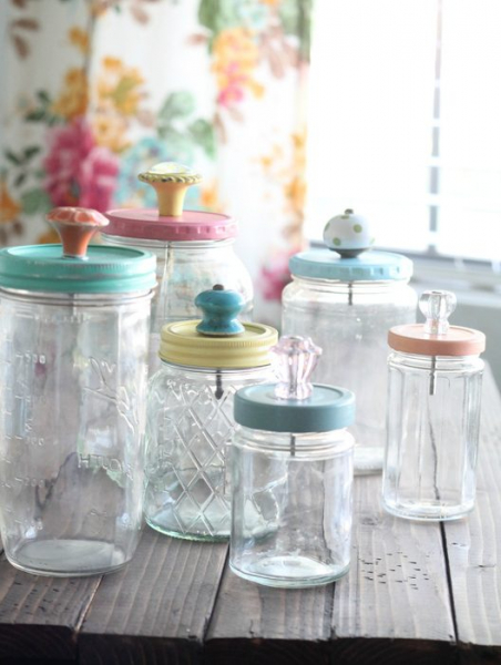 Идеи по использованию старых дверных ручек в интерьере