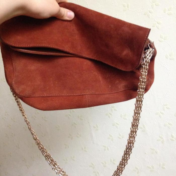 Как повторно использовать дамскую сумочку, если она уже немодная, а выбросить жалко