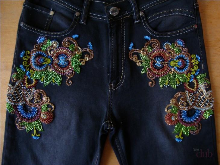 Как украсить одежду? Украшения одежды цветами, вышивкой, бисером, стразами