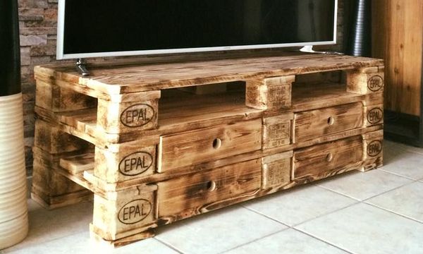 Поделки из паллетов для дачи своими руками