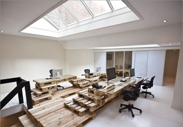 Поделки из паллетов для дачи своими руками