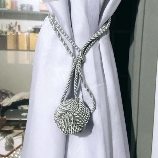 Практичные идеи подхватов для штор