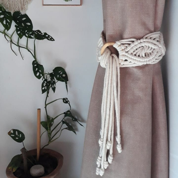 Практичные идеи подхватов для штор