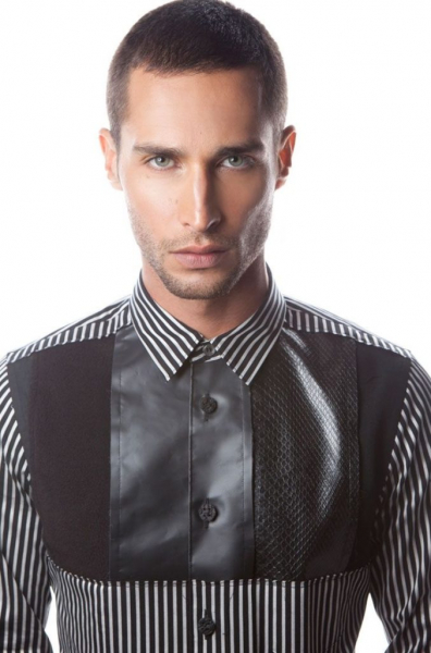 Рубашечные фантазии: акцент на деталях в удачных идеях