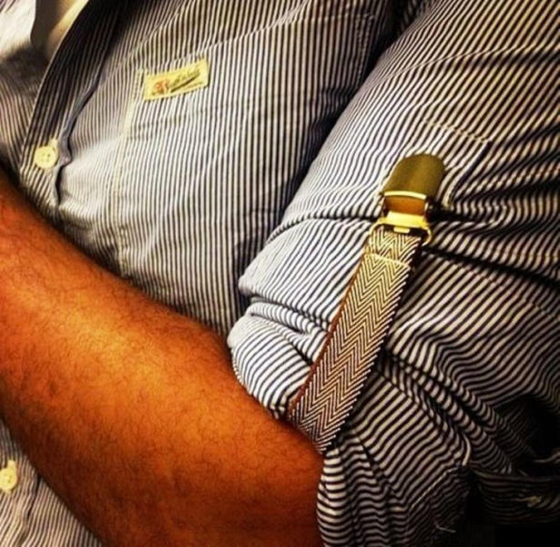 Рубашечные фантазии: акцент на деталях в удачных идеях