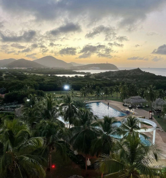 Военный спросил, все ли нам нравится: восторженный отзыв о Венесуэле