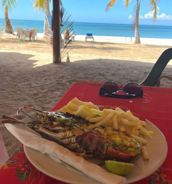 Военный спросил, все ли нам нравится: восторженный отзыв о Венесуэле