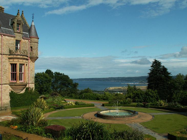 Замки Великобритании: 10 загадочных и великолепных древних сооружений