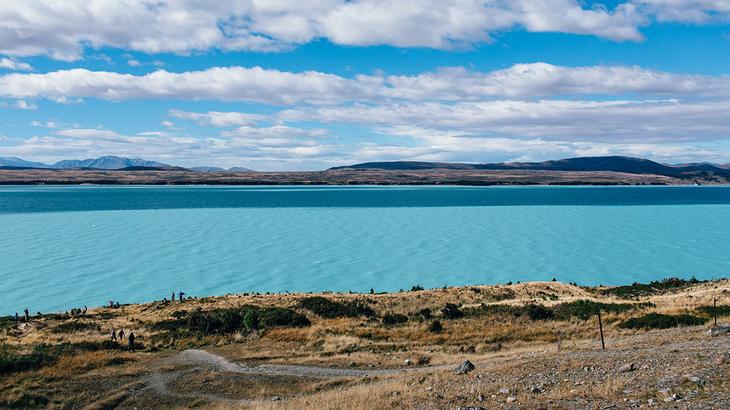 10 потрясающе красивых озер с самым необычным цветом воды