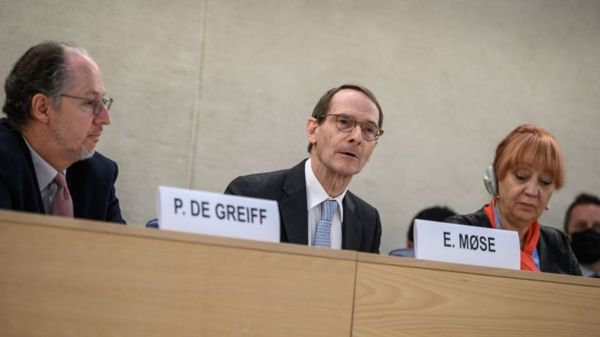 Вывоз Россией украинских детей - это военное преступление, считает комиссия ООН