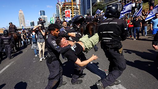 Нетаньяху отложил судебную реформу из-за протестов и всеобщей забастовки