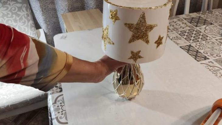 Интересная идея для дома из пластикового ведра из под майонеза