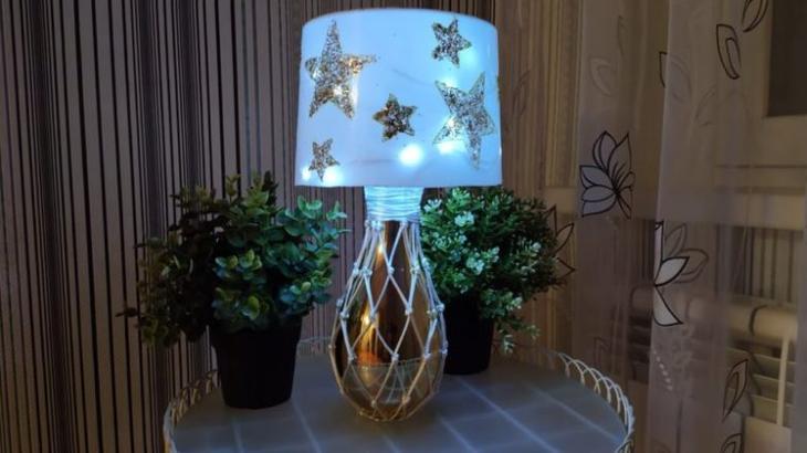 Интересная идея для дома из пластикового ведра из под майонеза