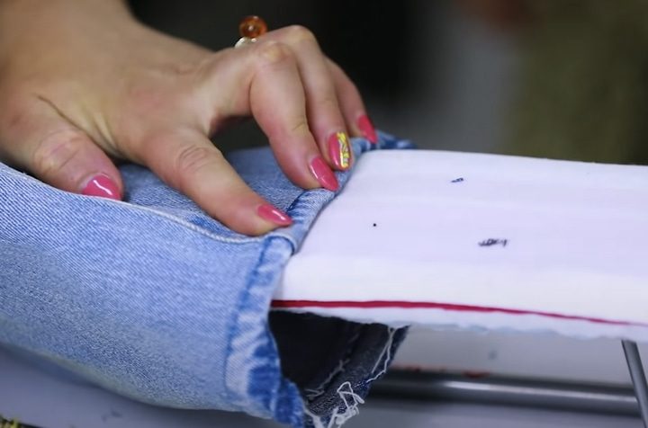 Как подшить джинсы с сохранением фабричной варки