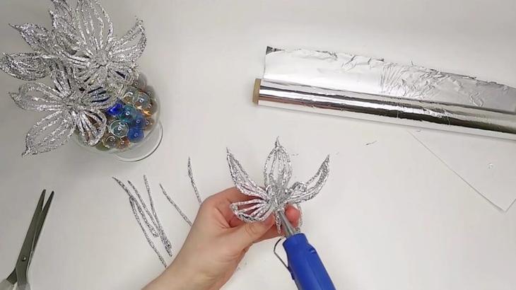 Красивая идея из фольги: декор, который вызывает восторг